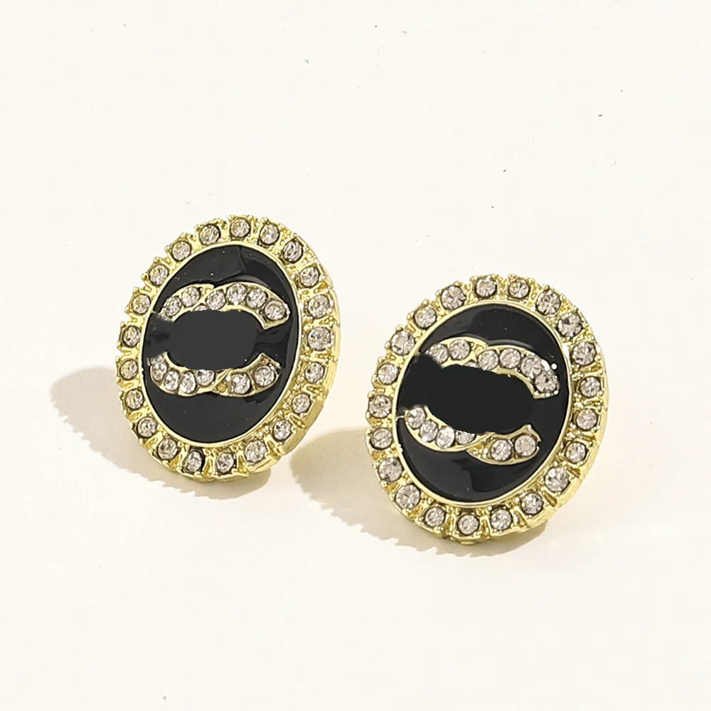 20 Style Diamond Earrings Luxury Brand أقراط مصممة المجوهرات Gold Plated Letters Action Earns Brand Women Women