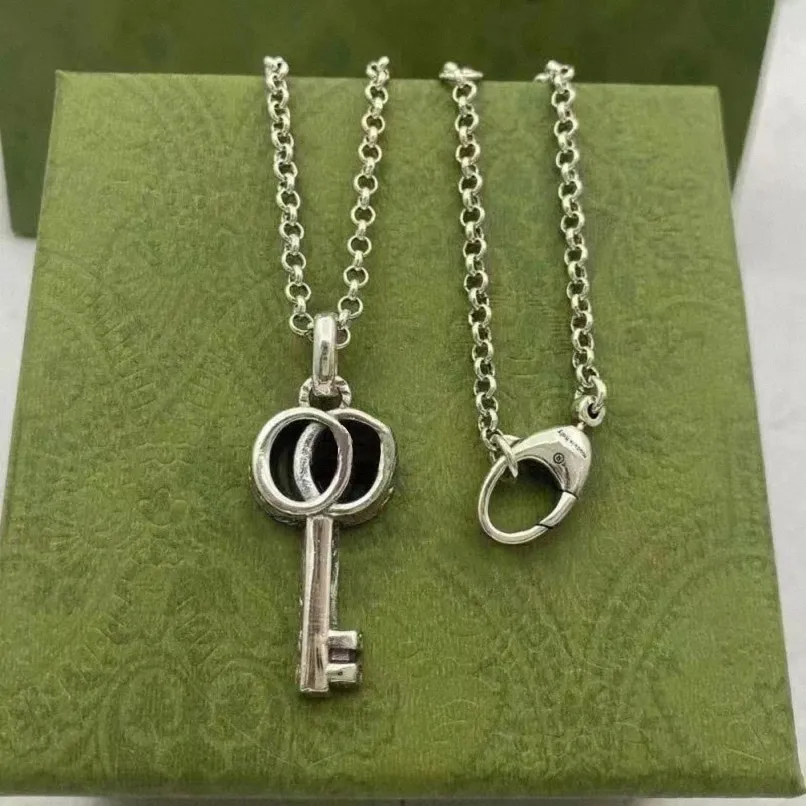 Yüksek kaliteli tasarımcı mücevher kolye 925 gümüş zincir erkekler kadın anahtar kolye kafatası kaplanı ile mektup kolyeler moda hediye g671 4om6