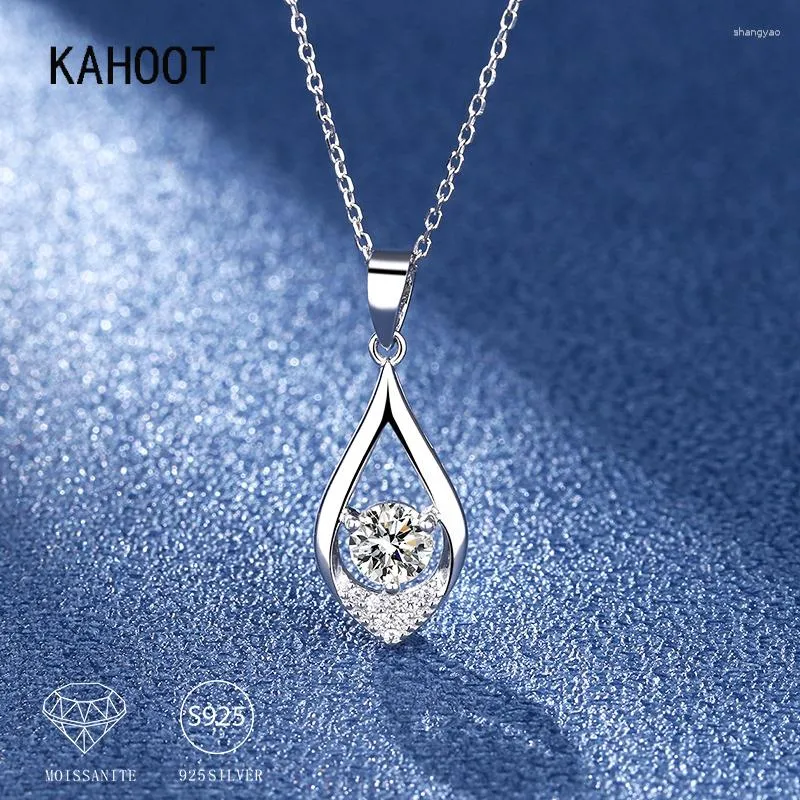 Hängen 925 Sterling Silver Moissanite 1 Water Drop Halsband CLAVICLE CHAVE MODE TREND DESIGN LJUD Luxury Senior Ladies