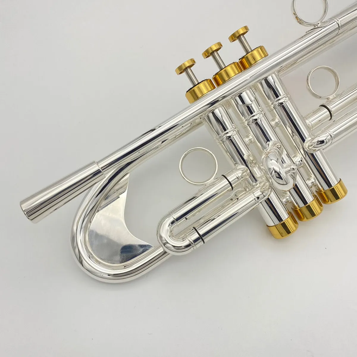 B-flat professional trumpet brass silver-plated gold-plated buttons streamlined weighted three-tone trumpet instrument horn