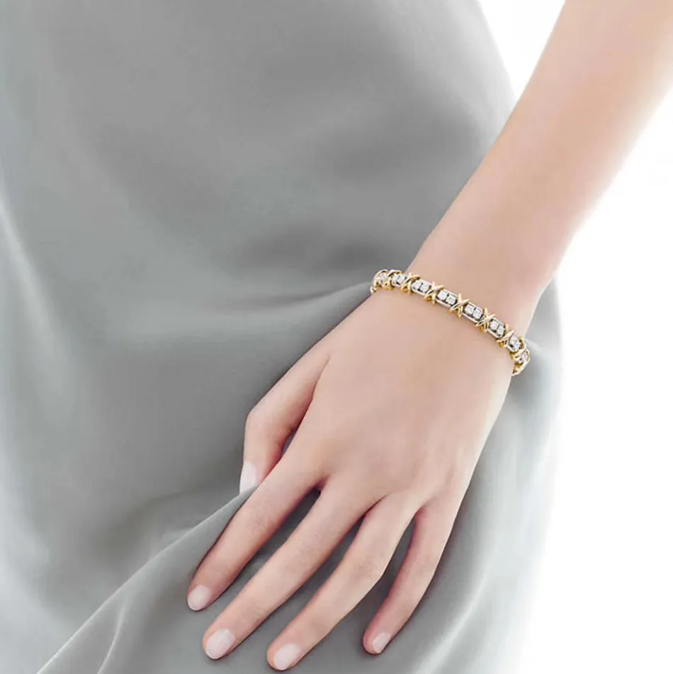 braccialetto di lusso di marca collana di design orecchini di design anello di design set di gioielli con diamanti pieni per donna croce di rame regalo di San Valentino di Natale nave gratuita