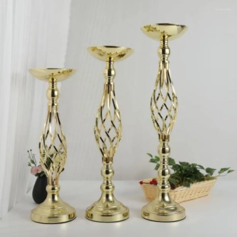 Candle Holders 2023 The Light Of Luxury Furnishing Articles Twist Wedding Candlestick Vase Led Decorative Wrought Iron Road