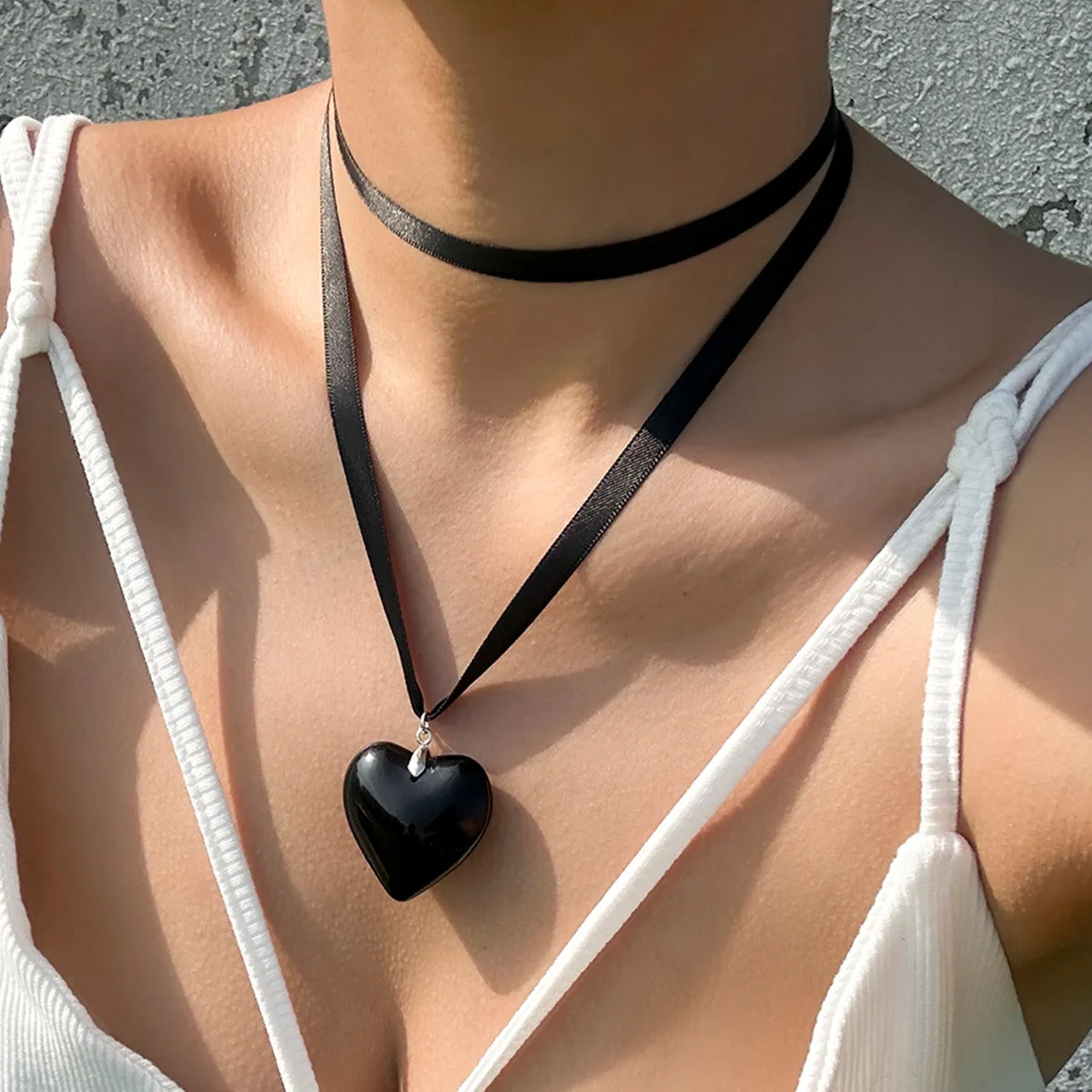 Europeiska amerikanska kvinnors designer hjärta älskar halsband mode smycken med justerbar tråd choker halsband för enkla personliga hänghalsband kedja