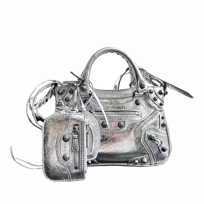 Économisez gros sur les achats en gros de Sacs À Main D'épaule En Cuir De  La Mode Fashion Sac Fourre Tout De La Ville, Sacs À Main En Cuir Italien: 