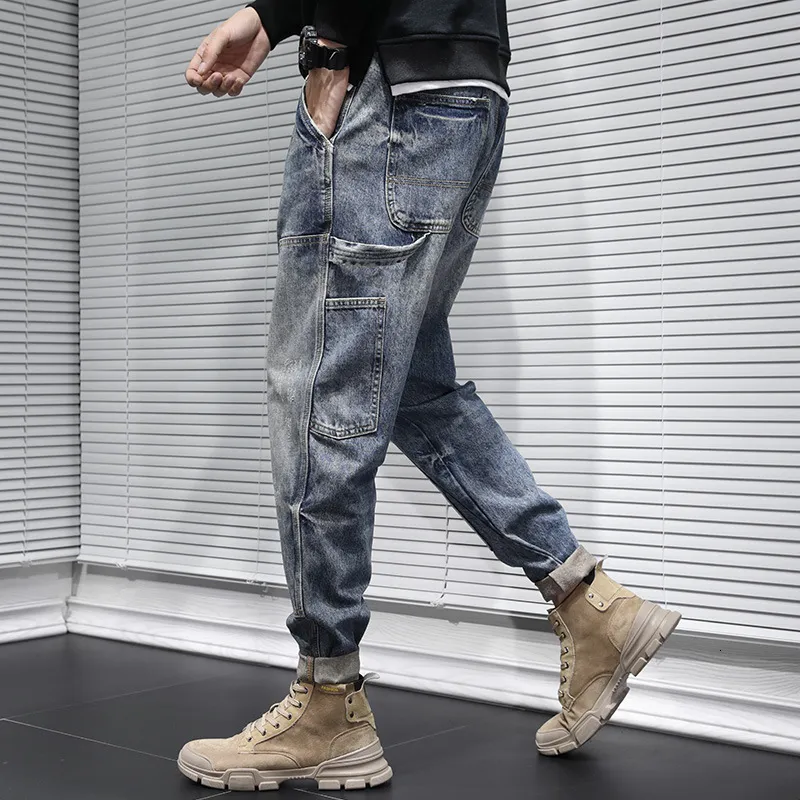 Mens Jeans Autumn and winter brand cowboy cargo tooling jeans mens Korean loose large size retro feet teenager Harlan straight pants 230824