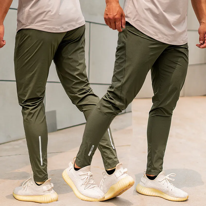 Olive Corduroy Pants Outfits For Men (165 ideas & outfits)