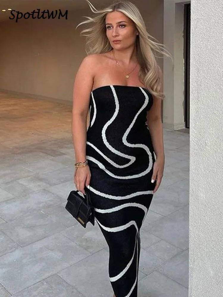 strapless black and white striped dress Striped Tube Neck Strapless Flare Maxi Dress main image 1