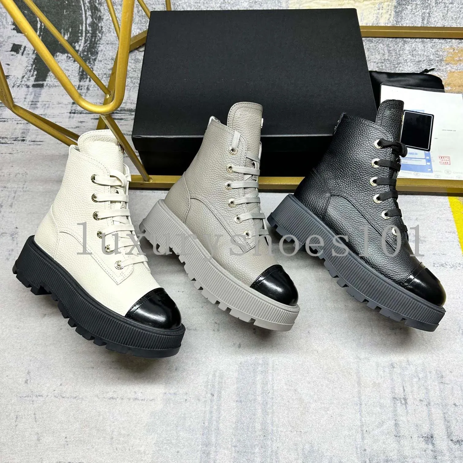 Designer Boots Polished Leather Chelsea Ankle Boots Elasticity Motorcycle Boots Platform Wedges Slip-On Round Toe Women Outdoor Shoes Luxury Flat booties