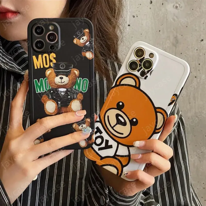 Cas de téléphone de concepteur Fashion Bear Print MOS Phonecase Marque de luxe Couverture antichoc Shell Nouveau cas pour iPhone 14 13 Pro Max 12 11 XS XR 8P 7