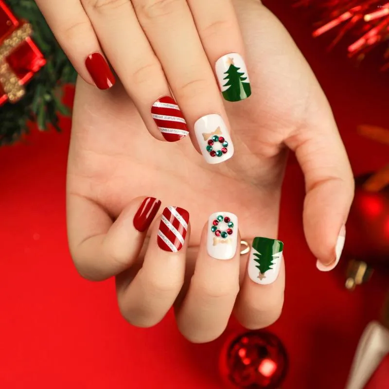 Kunstnagels Kerstpers op Sneeuwpop Rode nagel met kleur Strass Kort Vierkant Volledige dekking Manicure Herbruikbaar 24 stuks Art