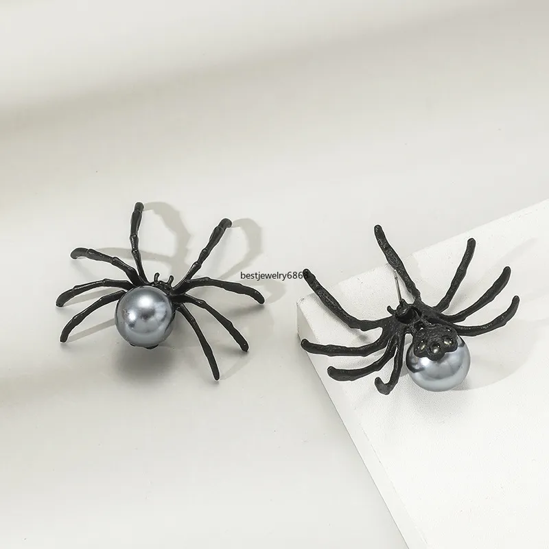 Vintage Spider Stud Earrings for Women Girls Insect Punk Earrings Halloween Party Statement Jewelry Gifts