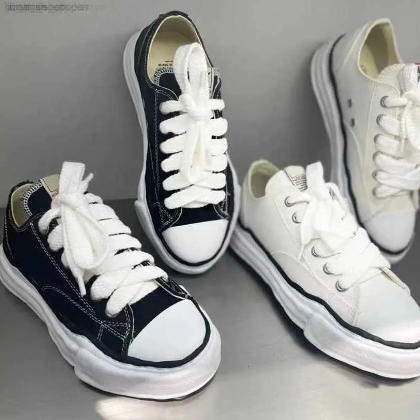Maison Mihara Yasuhiro Sole Canvas Shoes Hommes Femmes Toe Cap Noir et blanc MMY Shoes