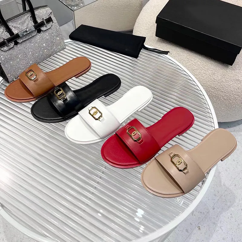 Terlik Tasarımcı Kadınlar Slaytlar Flip Flops Sandallar Köpük Runner Terlik Kadın Ayakkabı Orijinal Deri Siyah Scuffs Plaj Kapalı Boyut 35-43