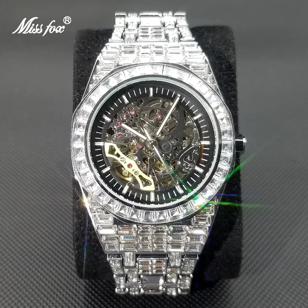 Bracelets de montre Miss Ice Out automatique pour hommes montre-bracelet mécanique de luxe entièrement diamant cadran creux montres masculines cadeau 230824