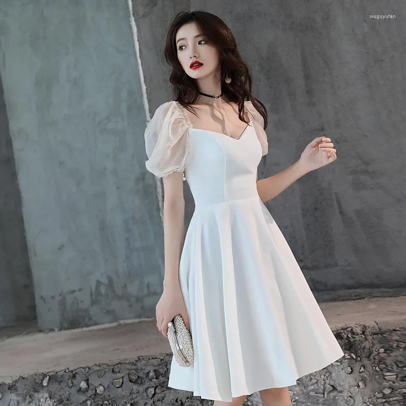 Vêtements ethniques Sexy Blanc Femmes V-Cou Slim Robe Satin Solide Soirée Bal Robes Formelles D'été À Manches Courtes Robes De Mariée De Demoiselle D'honneur