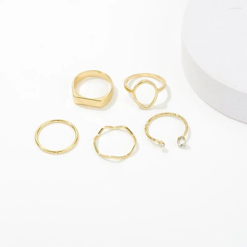 クラスターリングLsurey Light Luxury Retro Bright Metal Design High-Grade Sense Wholesale Ring