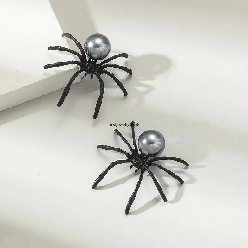 Vintage Spider Stud Earrings for Women Girls Insect Punk Earrings Halloween Party Statement Jewelry Gifts