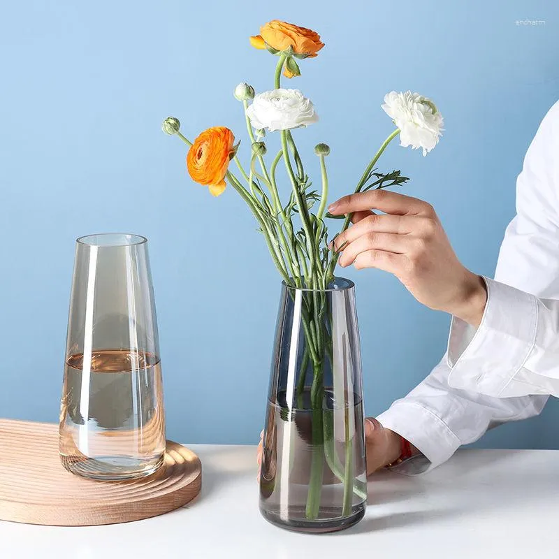 花瓶クリアガラス花瓶カウンタートップデスクトップ装飾ボトルホームデコレーション家庭用品モダンなシンプルさ