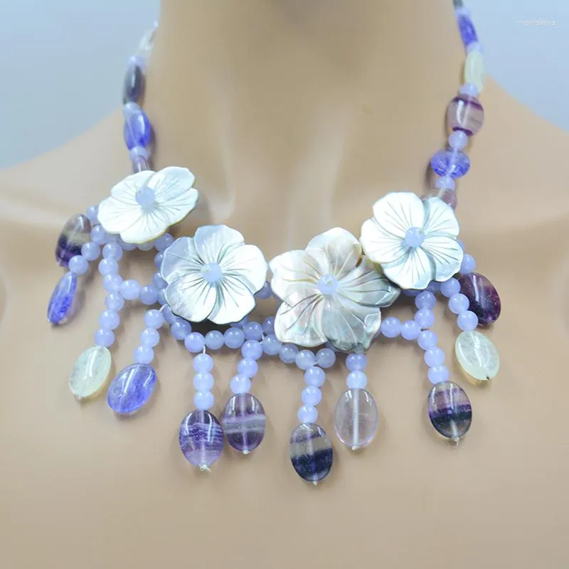 Choker Semi-precious Stones Shell Flower Necklace 19"