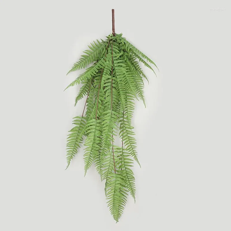 Flores decorativas 1 PCS 123 cm Colgante de pared artificial Plástico Helecho verde Planta Hojas Rama Decoración del hogar Decoración del jardín Regalo F851