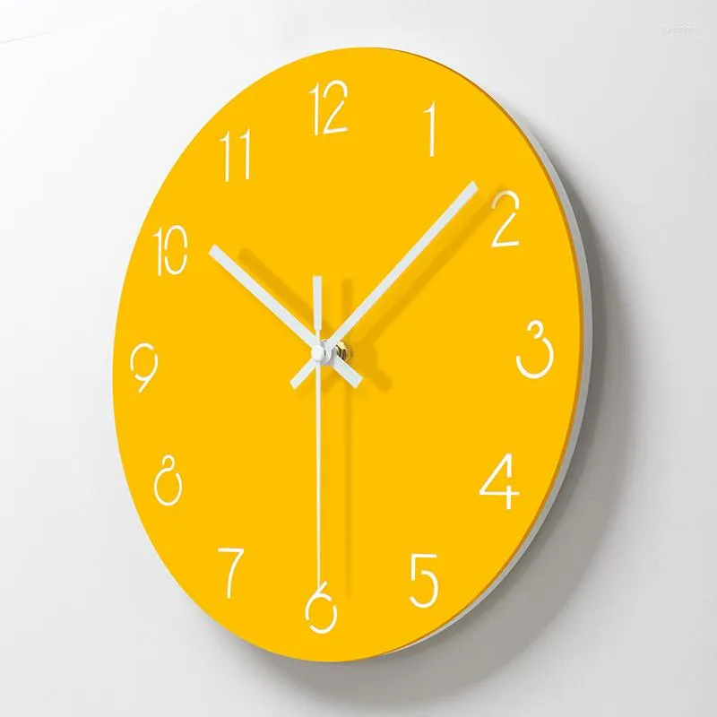 벽시계 현대 디자인 시계 3D 거실 장식 고급 옐로우 시계 침실 음소거 패션 주방 선물