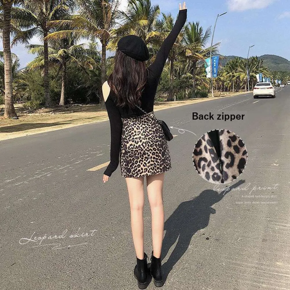 Leopard print mini skirt high waist sale