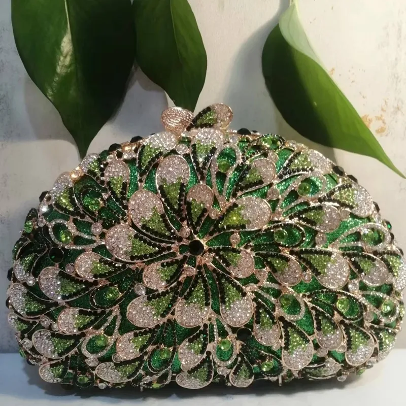 Kvällspåsar Xiyuan Green/Pink Rhinestones Clutch Purse Bridal Handbag Stones Evening Bags Wedding Party Crystal Clutches Lady Minaudiere Bag 230825