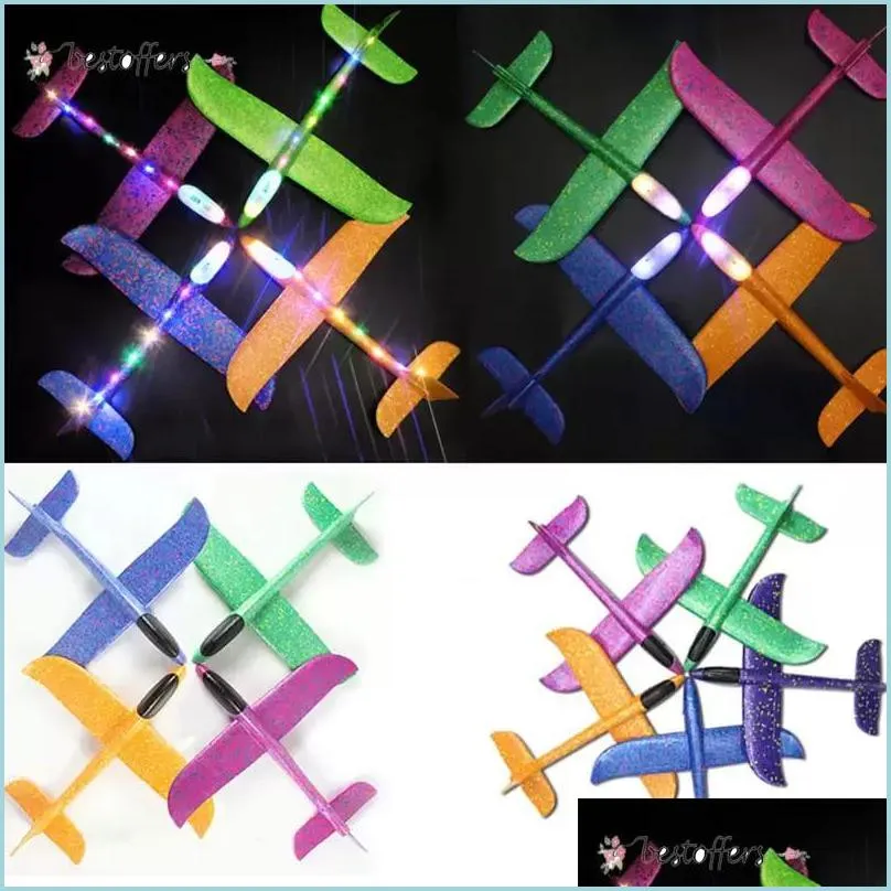 Bomboniera Fai da te Lancio a mano Illuminazione a LED Volare Aliante Aereo Giocattoli Schiuma Modello di aeroplano Giochi all'aperto Flash luminoso per bambini Fy Dh1Ng