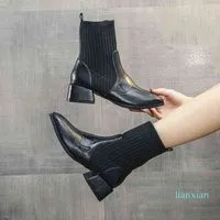Short Boots Women's Autumn and Winter 2021 New Online Celebrity Korean Version of Thick-heel Martin British Style