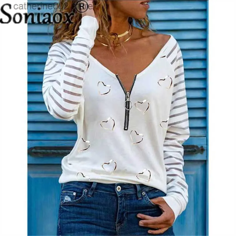 Women's T-Shirt Fashion Love Heart Print Tops Female Zipper V Neck Slim Fit Commuter T-Shirt 2023 Autumn Women Elegant Long Sleeves Casual Tees T230826