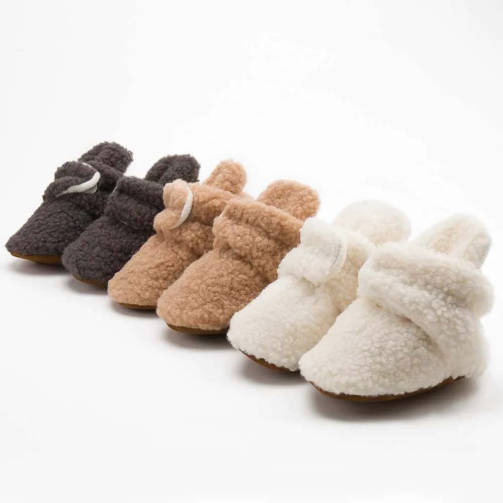 First Walkers Baby Socks Winter Baby Boy Girl Booties Fluff Soft Toddler Shoes First Walkers Anti-slip Warm Newborn Infant Crib Shoes Moccasin L0826