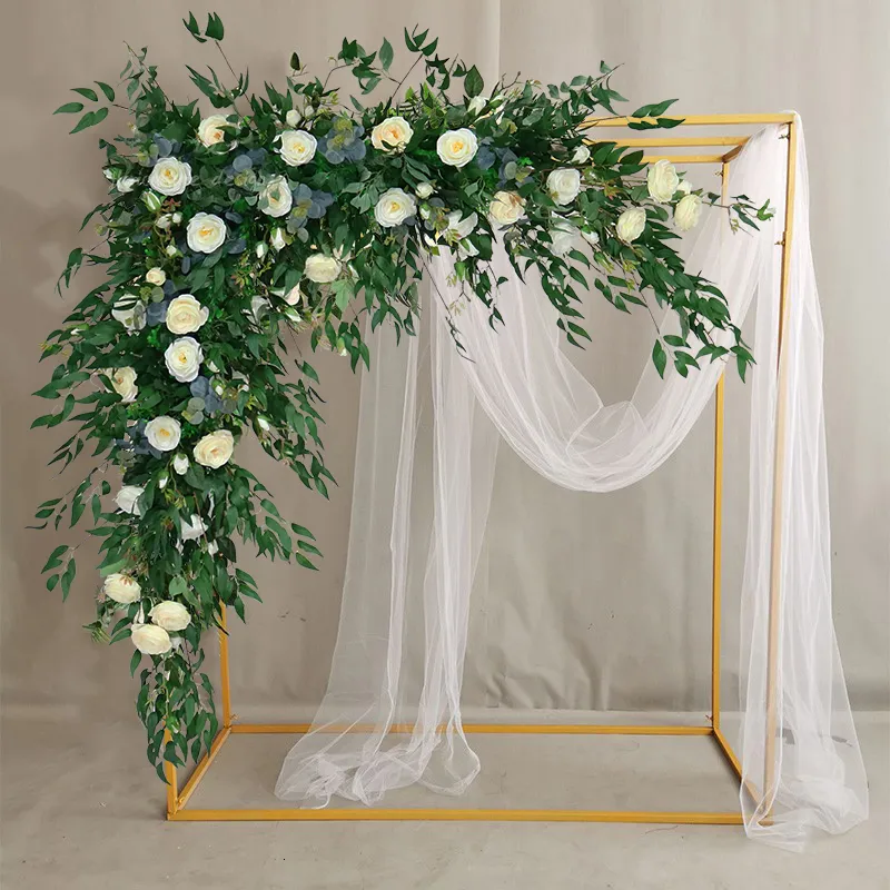 装飾的な花の花輪ホワイトローズカメリア人工コーナーフラワーグリーンヤナギの葉吊り下げられた結婚式の背景アーチ装飾パーティーアレンジプロップ230825