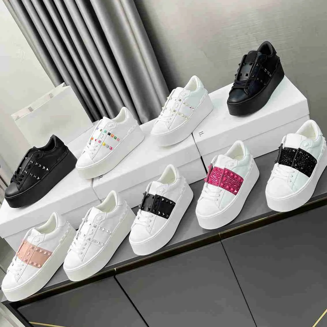 Wholesale Branded Men Women New Replica AAA Distributors Sport Shoes Designer  Sneakers - China Luxury Shoes and Brand Shoes price | Made-in-China.com