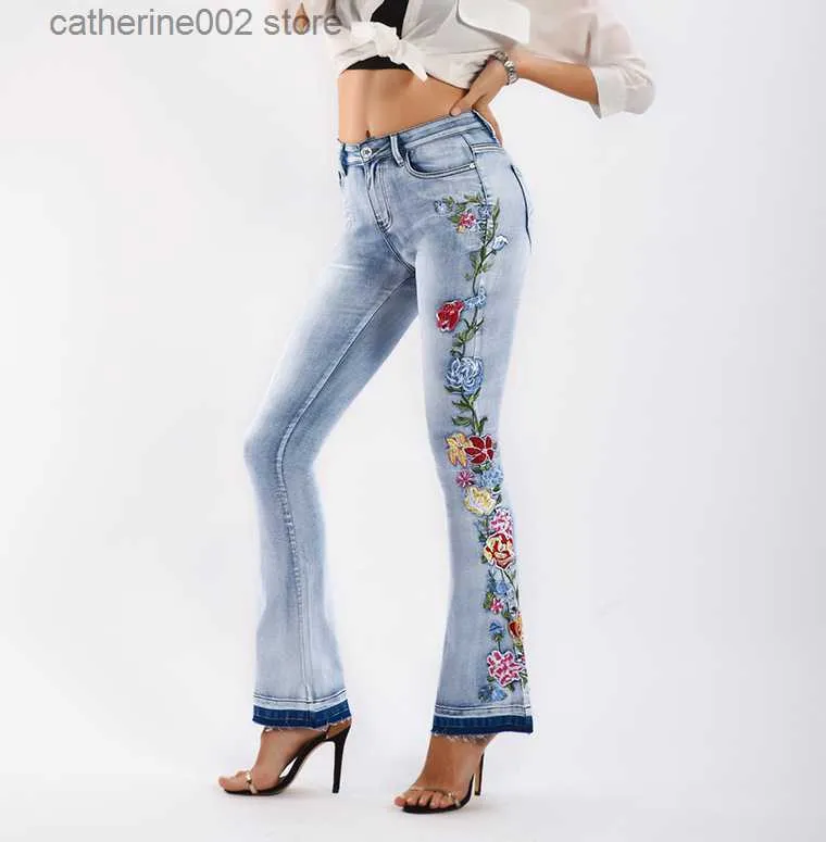 Kadın Kot Boyut S-4XL Elastik Çiçek İşlemeli Flare Jeans Kadınlar Vintage Style Bell Bottom Sıkı Sıkı Sonbahar Kot T230826