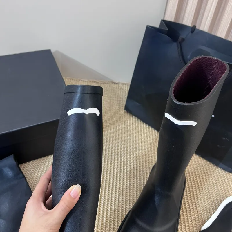 Bottes tendance pour femmes, bottes de pluie C décontractées et élégantes avec lettres imprimées