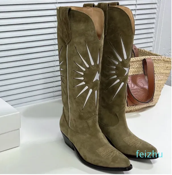 Botas de vaquero occidentales Tacón grueso Wish Star Botas a media pantorrilla Estilo punta estrecha Botines de caballero Diseñadores de lujo Zapato para mujer Calzado de fábrica