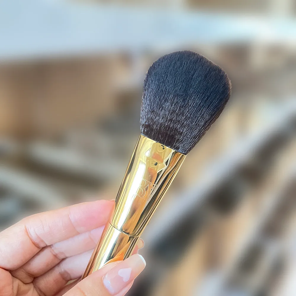 Beautyact Full Face Powder Makeup Brush No 100 Gold Metal Handle Bristles Soft Synthetic Bristles Fluffy Powder Bronzer Brunzer