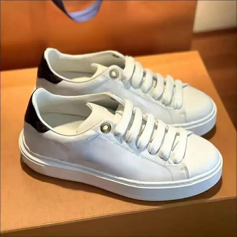 Witte schoenen merk new arrivals