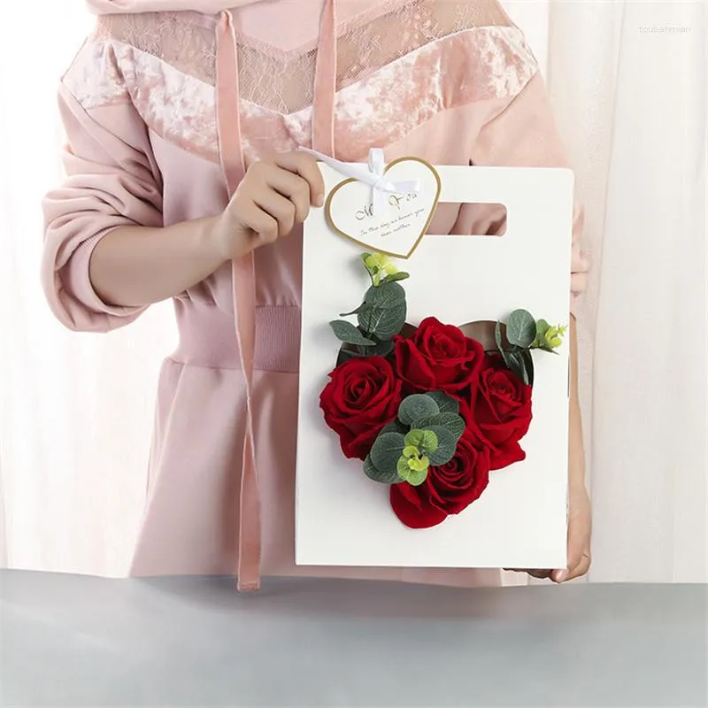 Geschenkpapier 50 teile/los Liebe Tragbare Blumenkasten Kreative Rose Shop Arrangement Bundle Verpackung Großhandel