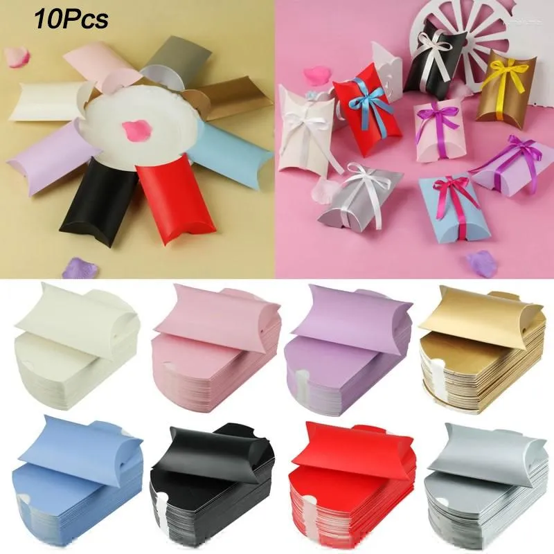 Cadeau cadeau 10pcs rétro kraft papier oreiller forme bonbons boîtes pliant cartons boîte fête d'anniversaire fournitures d'emballage faveur de Noël 2023