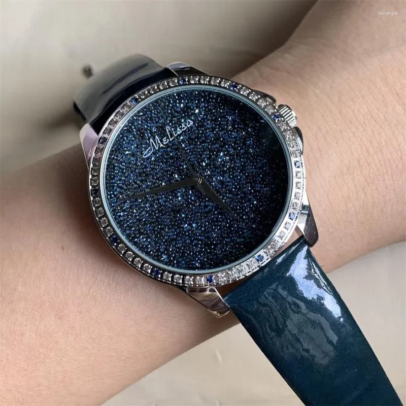 Orologi da polso Saldi completi MINI Cristalli blu scintillanti Perline Orologi da donna Stupendo marchio di moda Orologio da polso in vera pelle al quarzo 3ATM