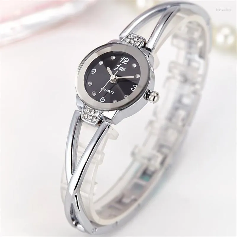 腕時計の豪華なシンプルな小さな丸いダイヤル3色の女性の女性時計2023トップブランドカジュアルクォーツウォッチレロジオフェミニノ時計