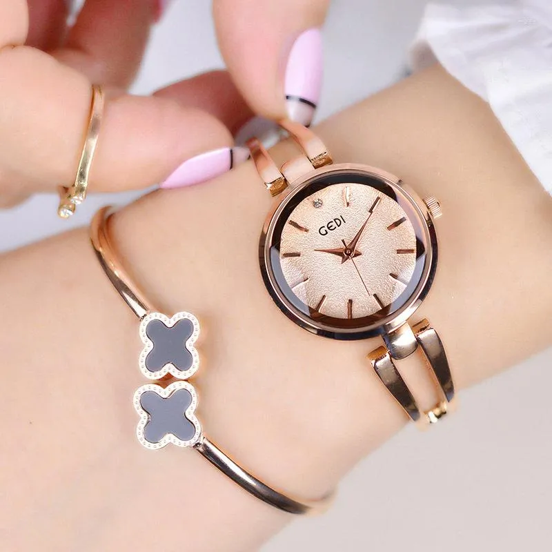 Wristwatches Fashionable Lady's Bracelet Quartz Watch Stainless Steel Rose Gold Female Wristwatch Personality Women Dress Gift