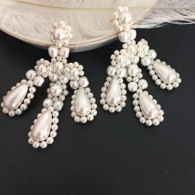 Boucles d'oreilles pendantes en perles naturelles irrégulières, fleur exagérée pour femmes, bijoux de luxe de qualité supérieure, piste de styliste