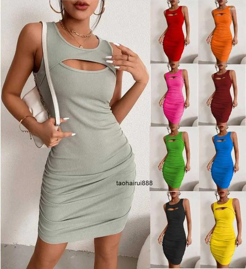 Casual Dresses Summer Sexy Buttock Wrap Mini Kjol Solid Color Round Neck Cut-Out Pleated Slim Sleeveless Dress Vestidos Kvinna