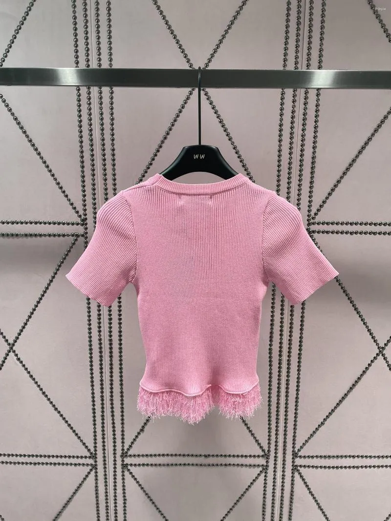 Damen-T-Shirts, rosa, kurzärmeliges T-Shirt, Sommer-Design-Sense, Nische, kleiner Mann, Fransen, Eisseide, gestrickt, schlankes, kurzes Oberteil mit hoher Taille