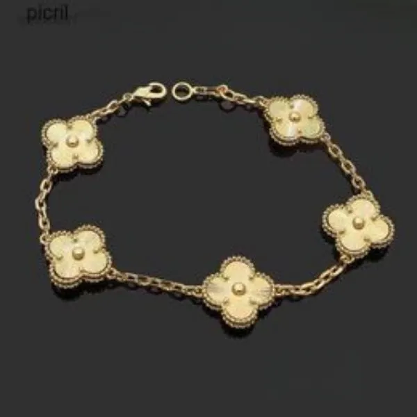 Bracelet de chaîne de créateur de luxe Cleef Clover, bijoux en or 18 carats pour femmes, U6 16xw9
