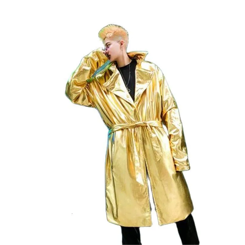 Herrgravrockar Spring Autumn Personlighet Golden Silver Glossy Trench Coat Men Steampunk Long Windbreaker Coats Mens Overcoat Handsome kläder 230826