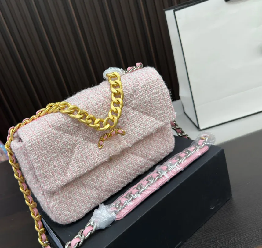 Cloth designer bags discount