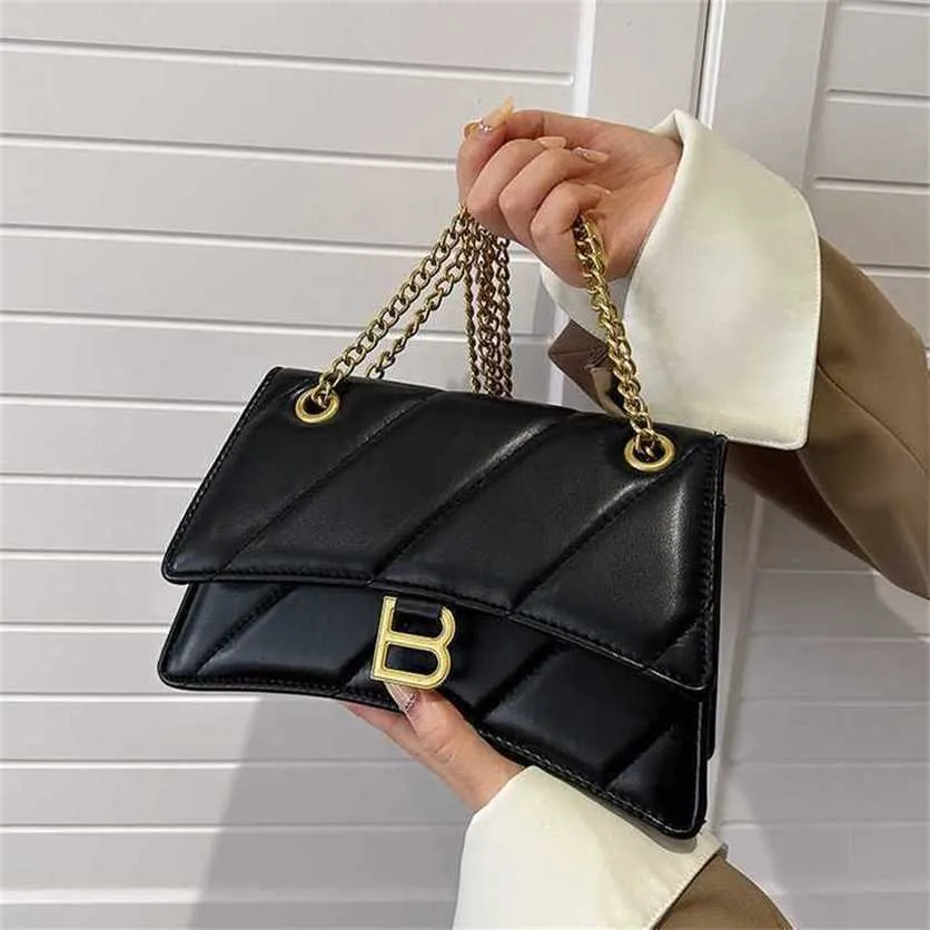 22% OFF Sac 2024 Nouveau lancement Designer Sac à main main losange chaîne de couture sous les bras tendance femme couleur unie étranger PU messager femmes